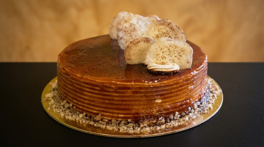 Caramel cake